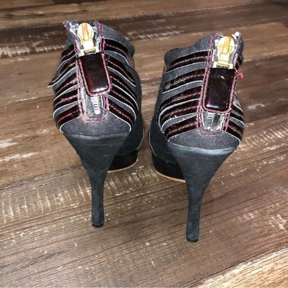 L.A.M.B. high heel booties black w/red stitching size 8M - Picture 5 of 9